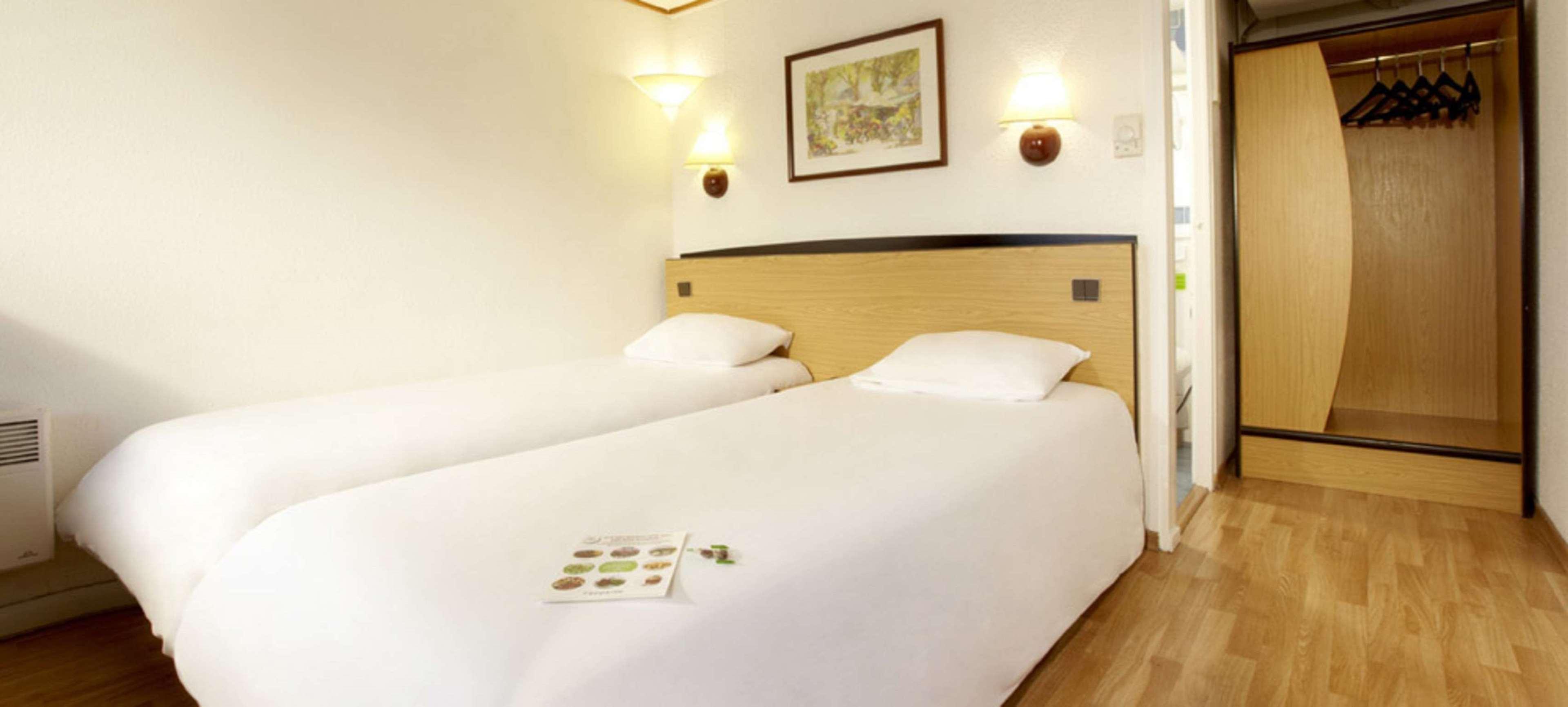 Campanile Manosque Hotel Eksteriør billede