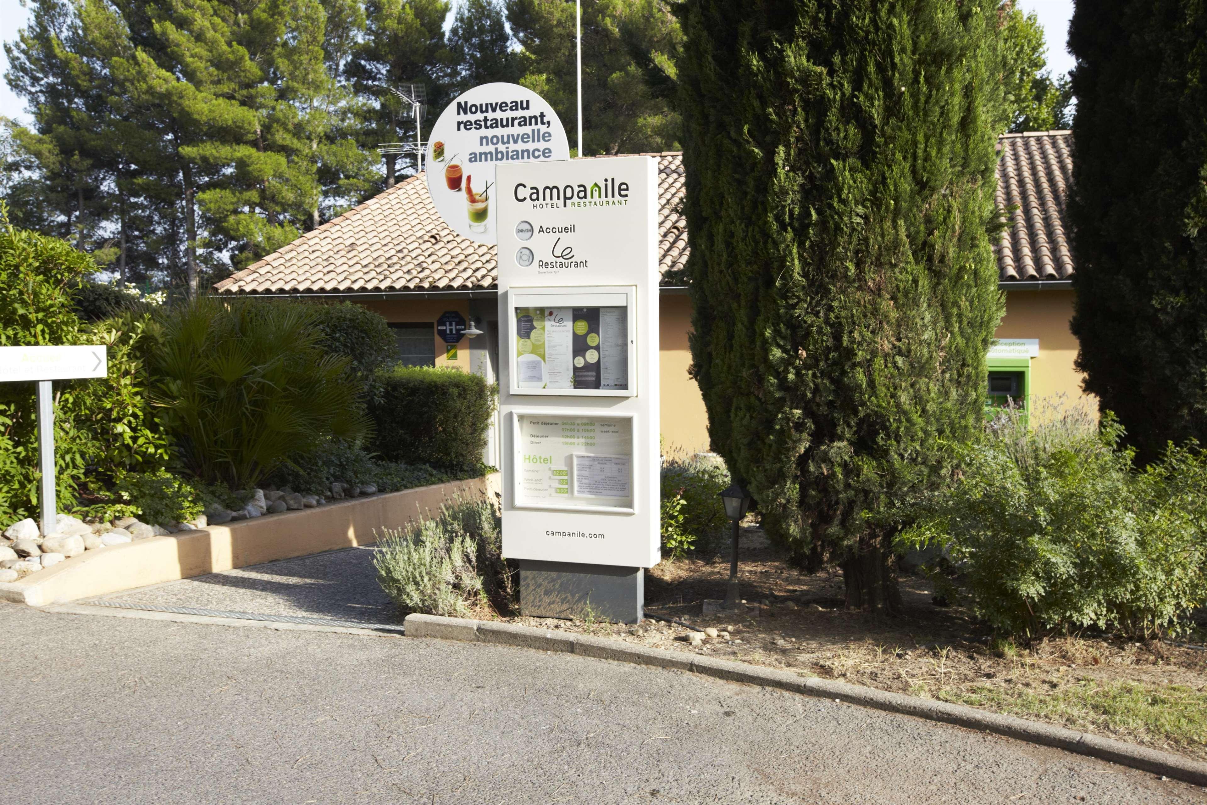 Campanile Manosque Hotel Eksteriør billede