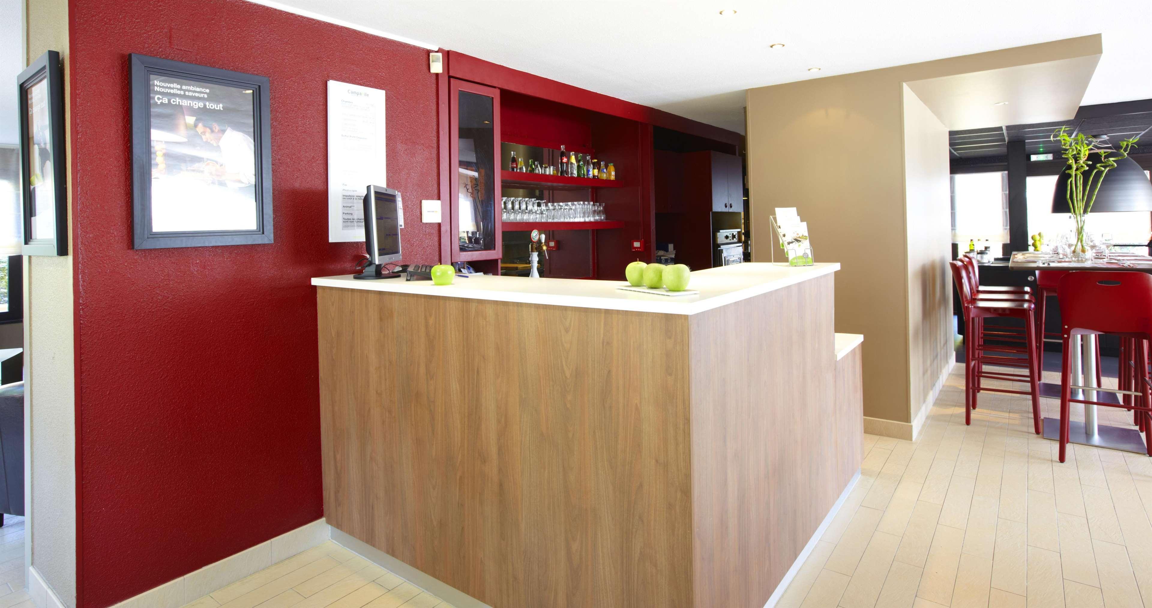 Campanile Manosque Hotel Eksteriør billede